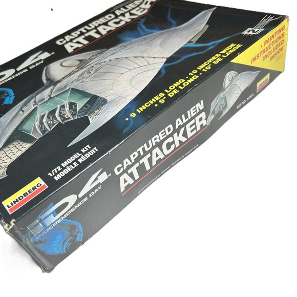 Lindberg ID4 Captured Alien Attacker Plastic Model Kit 1996 Complete - Picture 12 of 12